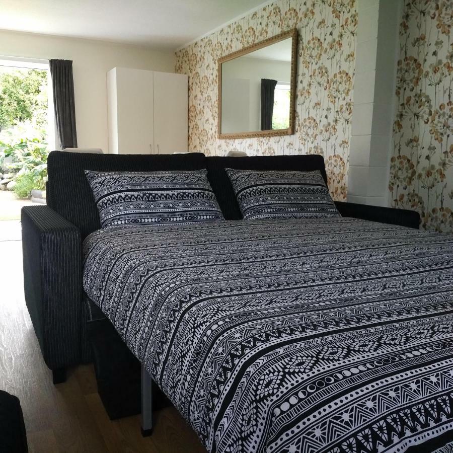 Villa Large Studio With Private Patio, Sky Tv & Wifi Mount Maunganui Exterior foto